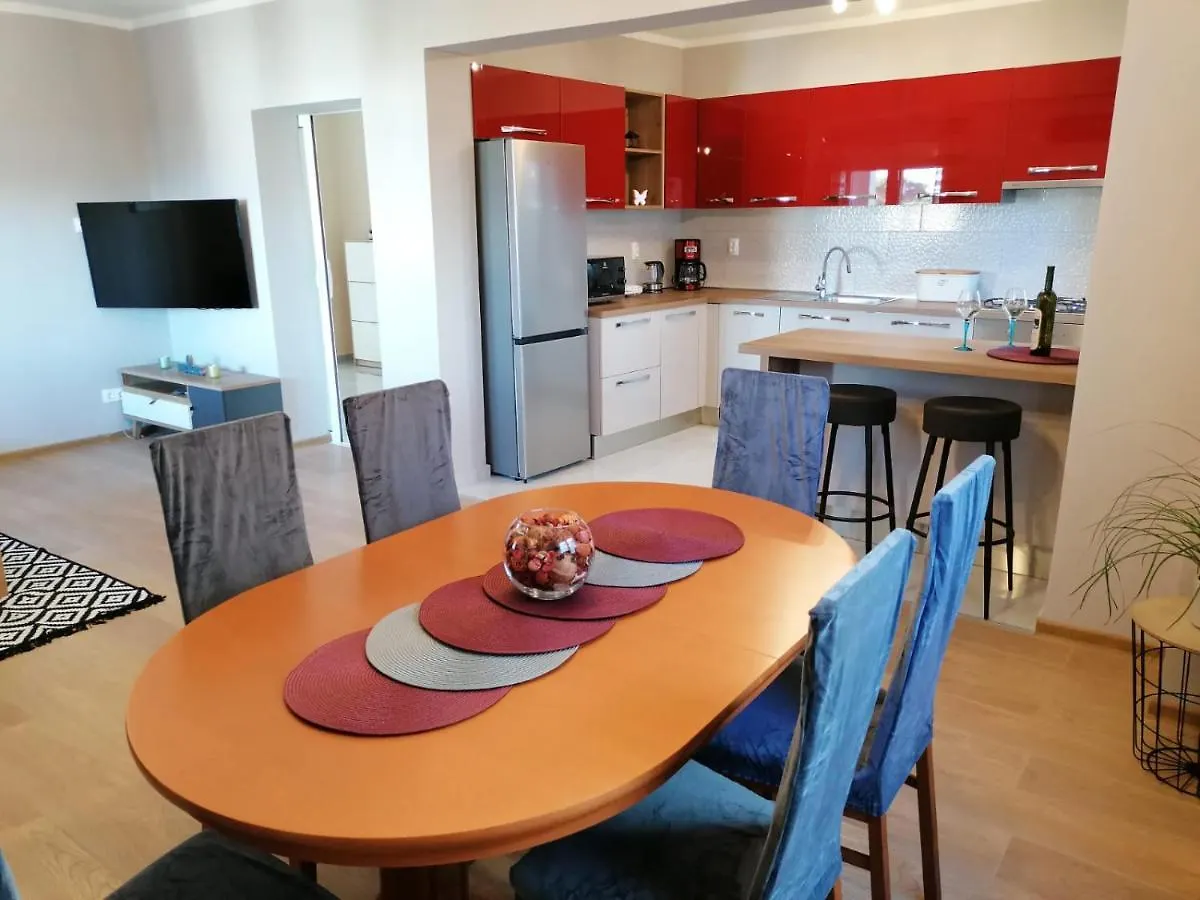 Apartman Nina Kali 0*,