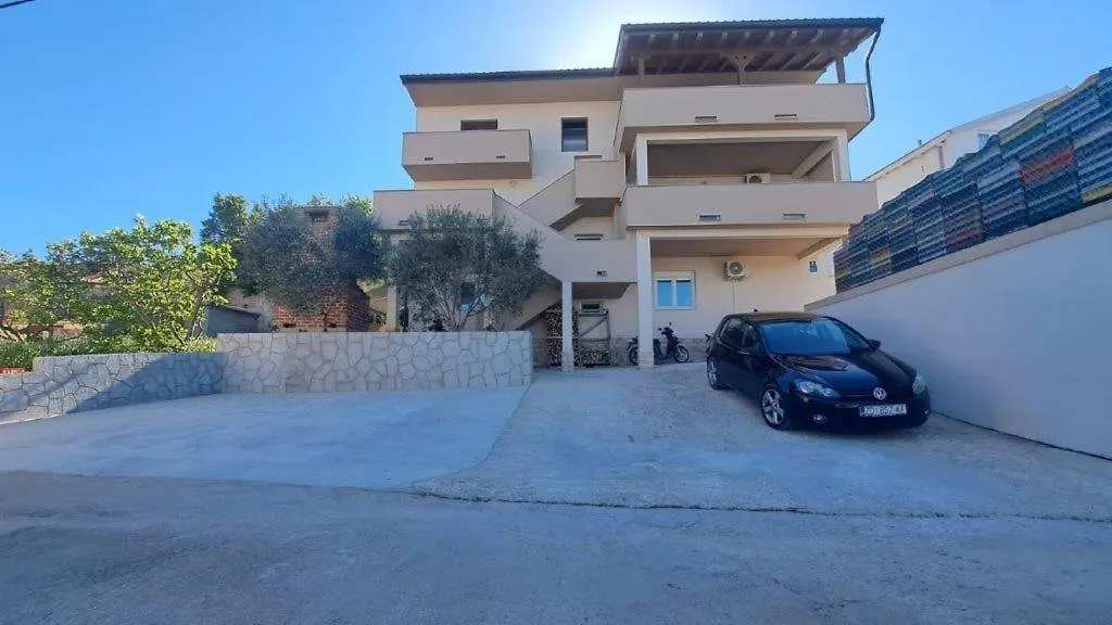 Apartman Nina Kali 0*,  Kroatien